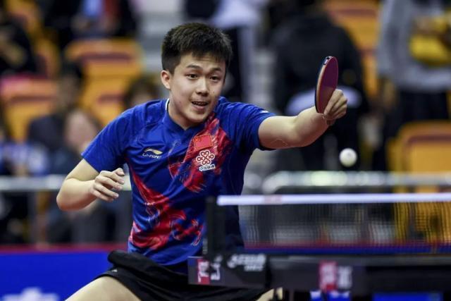 而他的表现 而他的表现